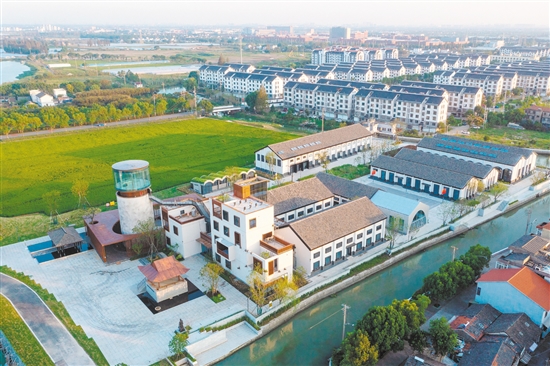 姚莊鎮(zhèn)丁柵沉香共同富裕聚落是長三角一體化示范區(qū)城鄉(xiāng)有機更新的樣板工程。