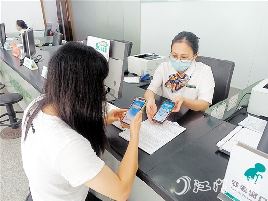 一些市場占有率高的熱門產(chǎn)品受到市民關(guān)注。