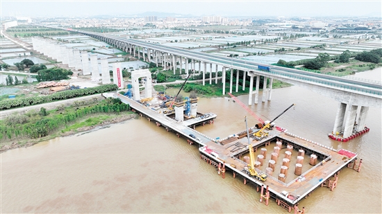 深江鐵路建設(shè)全面提速，自江門站出發(fā)，將可實(shí)現(xiàn)1小時(shí)內(nèi)通達(dá)深圳。