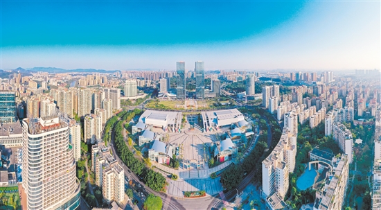 美麗的僑都江門，熱烈歡迎全世界的賓客前來旅游、投資。