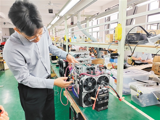 成立于2021年的廣東智聯(lián)航空科技有限公司搶抓機(jī)遇深耕無(wú)人機(jī)行業(yè)。