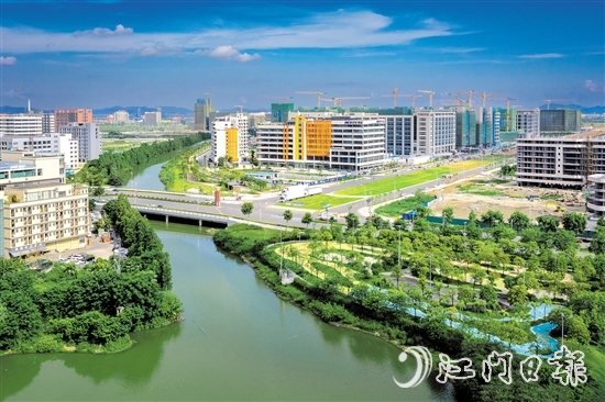 快速“長大”的江門安全應急產(chǎn)業(yè)園，是江海區(qū)與奮斗“搭子”們的收獲之一。周華東
