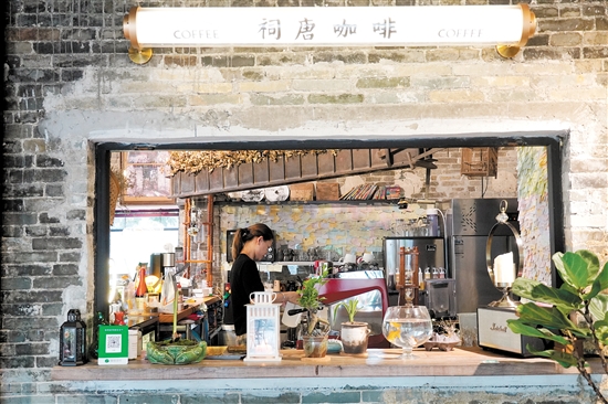 在江門(mén)鄉(xiāng)村，藏著許多“寶藏”咖啡茶飲店。