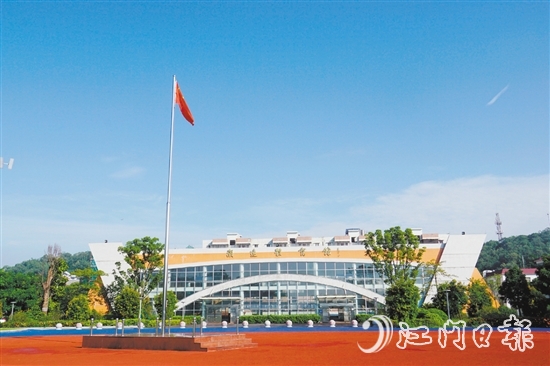 江門市實驗中學(xué)（高中部）環(huán)境優(yōu)美。
