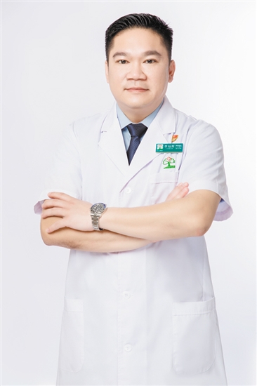 李燦輝