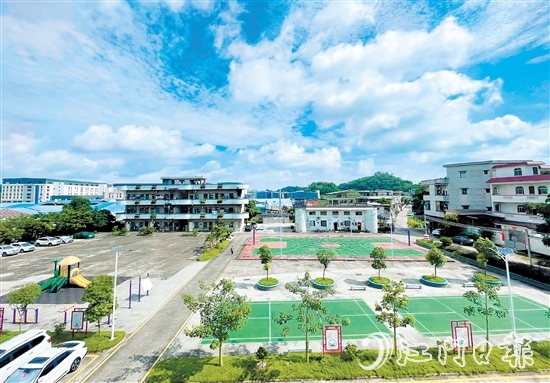 原隔朗小學(xué)球場完成翻新改造。