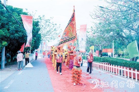 慶典活動(dòng)當(dāng)天舉行了巡游活動(dòng)，向大家展示煥然一新的五十圩。