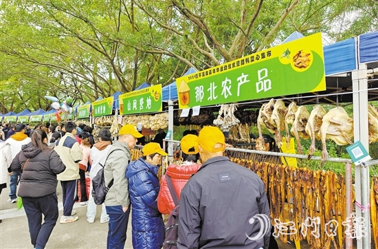 那吉臘鴨、大田菜心等恩平“土特產(chǎn)”備受游客喜愛。