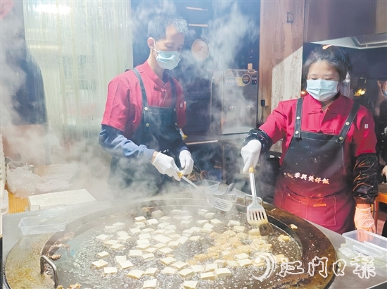 赤坎豆腐角進駐赤坎華僑古鎮(zhèn)，深受游客喜愛。