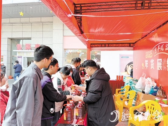 恩平生產(chǎn)的糧油成為“搶手貨”。