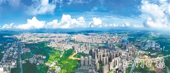 恩平這座擁有1800多年歷史的千年古邑變得更有辨識度，正煥發(fā)出新的活力，邁出新的步伐，迎來新的發(fā)展。圖為恩平城區(qū)。