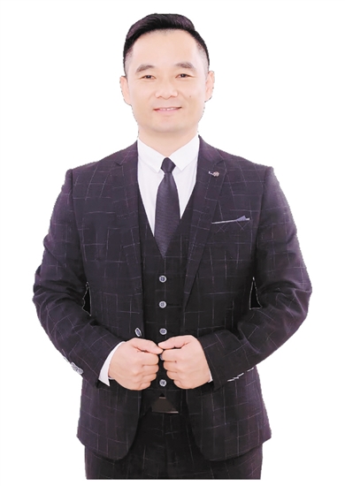 江門市青年創(chuàng)業(yè)協(xié)會會長、廣東小二街便利店