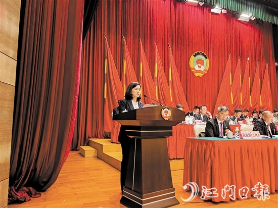 九三學(xué)社新會區(qū)基層委員會代表余惠云。