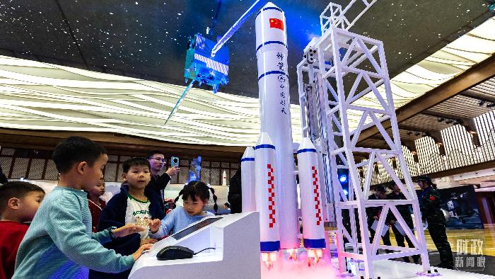 △2025中國（梅州）航空航天國防科技展。（圖/視覺中國）