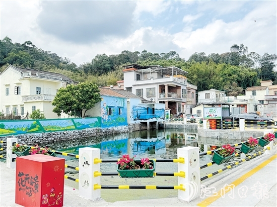 棠下鎮(zhèn)北達(dá)村落實(shí)人居環(huán)境整治、優(yōu)化基礎(chǔ)設(shè)施等舉措，村容村貌煥然一新。羅霈