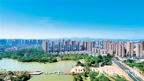 鶴山加速城市建設(shè)步伐，打造企業(yè)投資興業(yè)的首選之地。