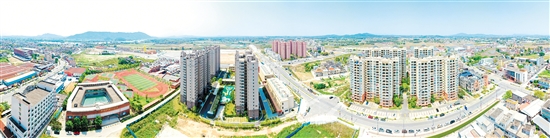 赤坎鎮(zhèn)中心全景。