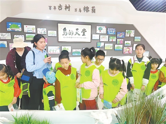 2025年新會(huì)區(qū)全民國家安全教育暨小鳥天堂“愛鳥周”活動(dòng)現(xiàn)場(chǎng)。