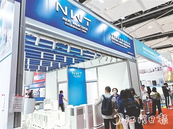據(jù)不完全統(tǒng)計，第137屆廣交會上，開平參展企業(yè)將展示產品超3700件，其中新品800多件。