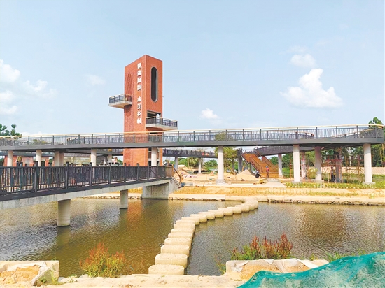 開(kāi)平市以入選全國(guó)水系連通及水美鄉(xiāng)村建設(shè)縣為契機(jī)，完善水經(jīng)濟(jì)場(chǎng)景建設(shè)。圖為水美鄉(xiāng)村（塘口舊圩節(jié)點(diǎn)）項(xiàng)目。