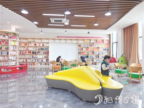 美麗圩鎮(zhèn)客廳。