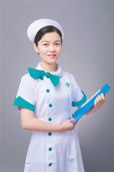 姓名：羅琳琳