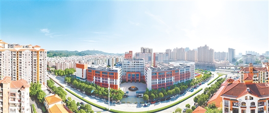 江門一實(shí)校園全景。