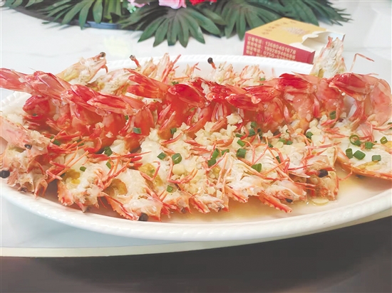 開漁后，食客可盡情品嘗新鮮美味海鮮。