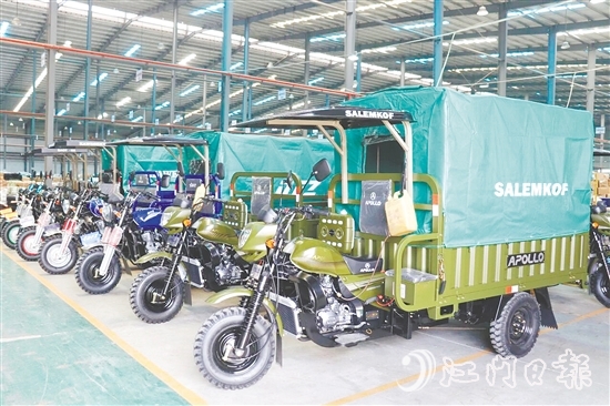 鶴山摩托車(chē)企業(yè)憑借強(qiáng)大的產(chǎn)業(yè)鏈體系，加大創(chuàng)新研發(fā)力度，轉(zhuǎn)型升級(jí)步伐加快。