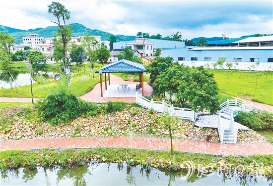 址山鎮(zhèn)云東村好人公園。