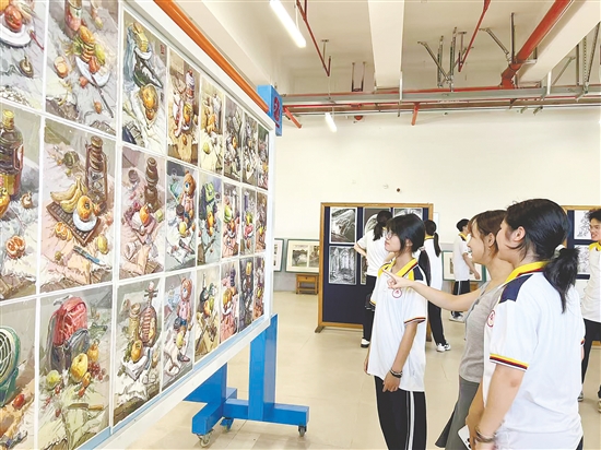 美術展藝術氛圍濃厚。
