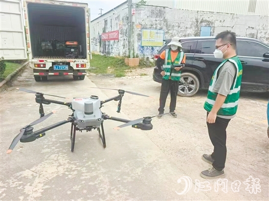 天禾農(nóng)貿(mào)科普基地利用無(wú)人機(jī)為17個(gè)鎮(zhèn)（街）的疫情防控提供技術(shù)支援。
