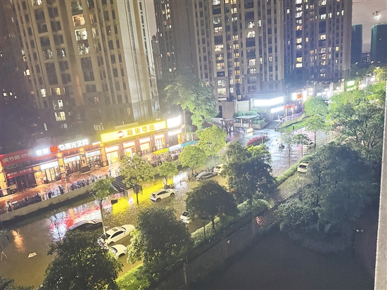 進(jìn)入5月份，強(qiáng)降雨不斷，有的車(chē)主遭遇“水浸車(chē)”。