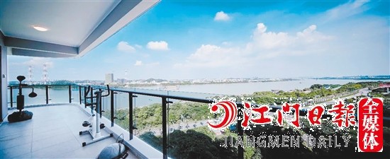 碧桂園濱江灣建筑面積約346平方米大平層。
