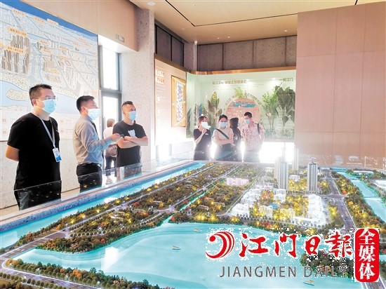 業(yè)內(nèi)人士預(yù)測國慶黃金周樓市將熱鬧起來。