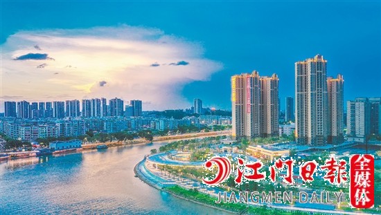 江門河一河兩岸盡顯繁華。