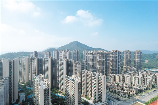 群華路板塊集聚了多個樓盤。