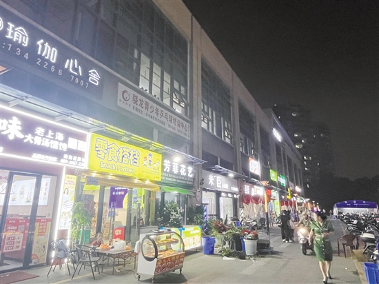 外海板塊煙火氣逐漸旺了起來(lái)。