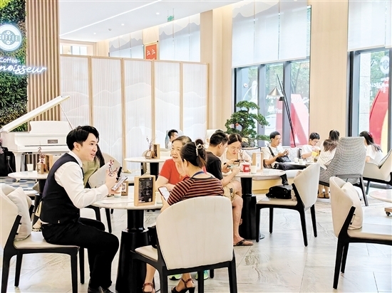 本地房企希望借深中通道開通的機(jī)會(huì)，爭(zhēng)取更多的客戶。