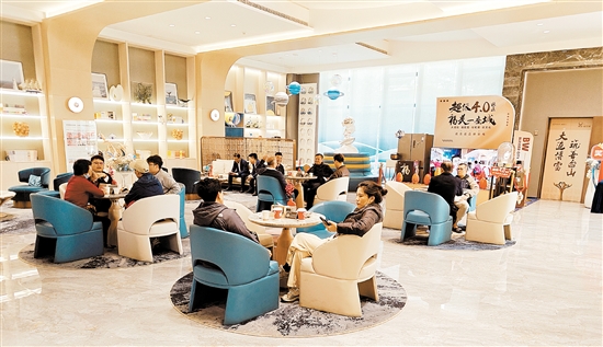 縣級市樓盤受到許多返鄉(xiāng)人士的青睞。