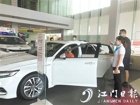 購(gòu)車后想盡早提車回家，最好選擇白色等大眾化顏色。
