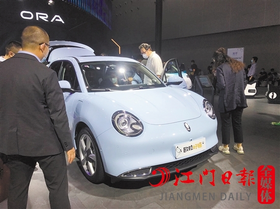 預(yù)算充足的情況下，選擇新車最好。
