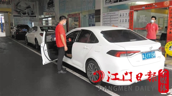 消費者到4S店“體檢”愛車時最好提前預約。