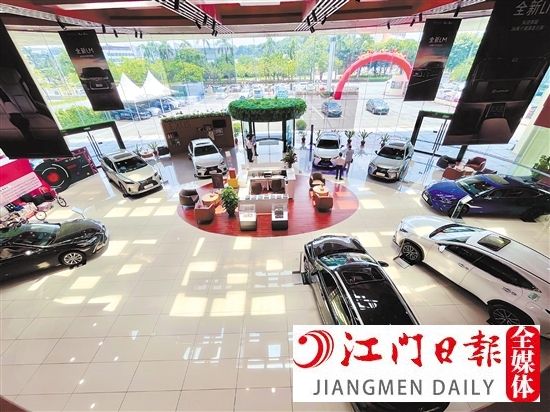 雷克薩斯江門元泰通4S店重裝開業(yè)，整體變得更優(yōu)雅別致。