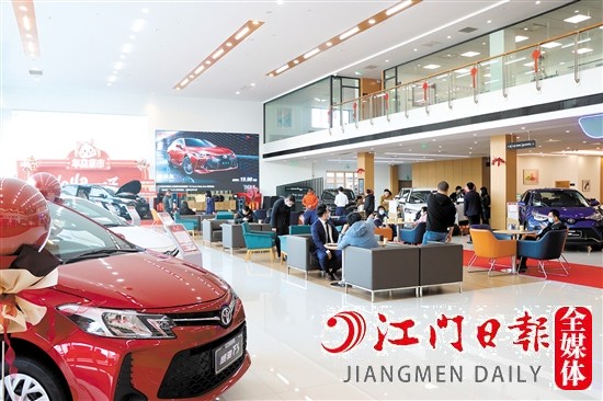 春節(jié)假期后期，4S店的客流量明顯增多。