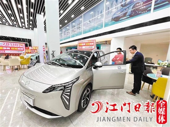 新能源汽車的降價，成功吸引部分消費者的目光。