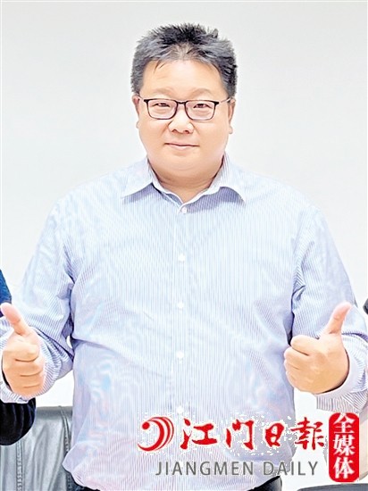 江門市汽車流通行業(yè)協(xié)會常務(wù)副會長張偉星