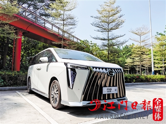 2023款M8宗師外觀很霸氣。